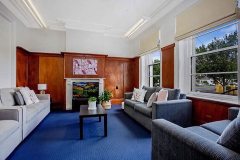 Plummers Mill - Central Townhouse - Surfers Gold Coast 1