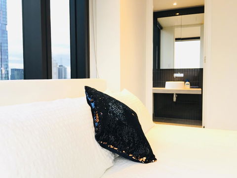 CBD Spacious 3 Bedrooms-Breathtaking View Gym Pool - Surfers Gold Coast 36