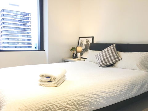 CBD Spacious 3 Bedrooms-Breathtaking View Gym Pool - Surfers Gold Coast 4