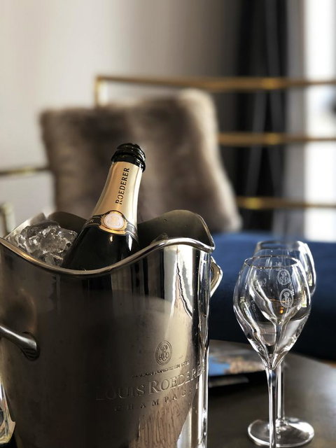 Daylesford Art Motel - Surfers Gold Coast 14