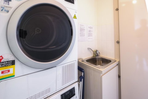 Waterfront Apt 234 Marinaquays - Surfers Gold Coast 30