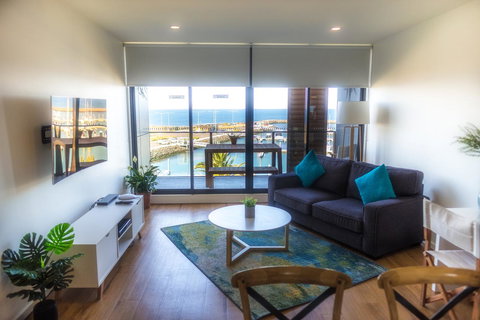 Waterfront Apt 234 Marinaquays - Surfers Gold Coast 2