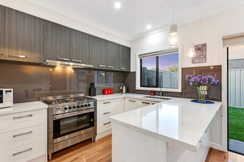 Biggs Villas Melbourne - Surfers Gold Coast 1