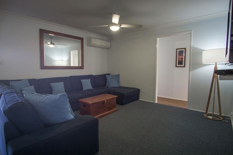 Debbie\'s Place - Surfers Gold Coast 7