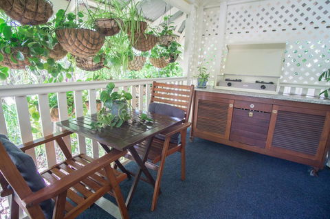 Debbie\'s Place - Surfers Gold Coast 32
