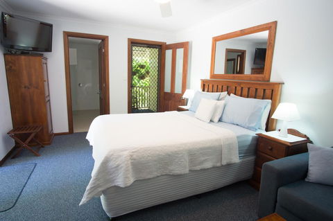 Debbie\'s Place - Surfers Gold Coast 3