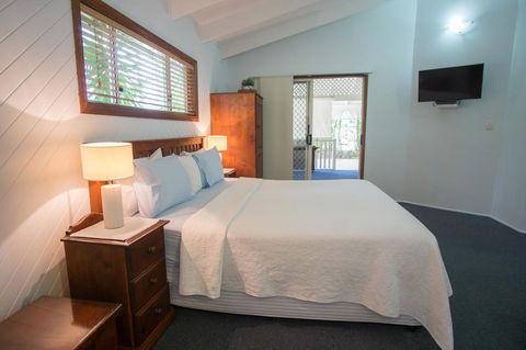 Debbie\'s Place - Surfers Gold Coast 20