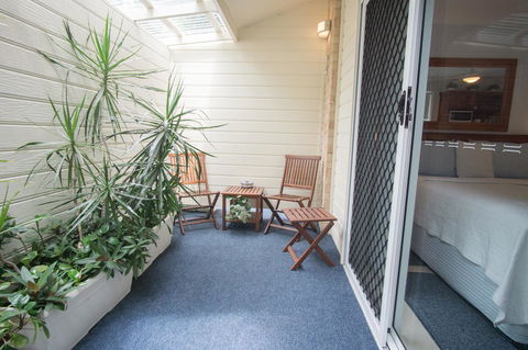 Debbie\'s Place - Surfers Gold Coast 9