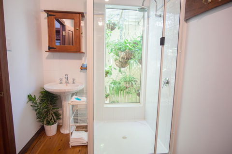 Debbie\'s Place - Surfers Gold Coast 34