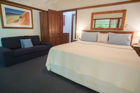Debbie\'s Place - Surfers Gold Coast 37