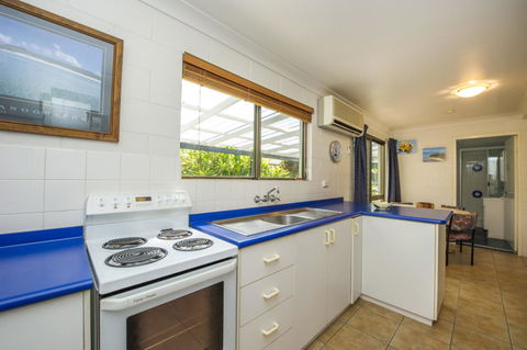 Magnetic North Apartment 1 - Surfers Gold Coast 7