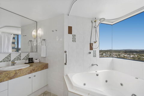 Mantra Mooloolaba Beach - Surfers Gold Coast 24