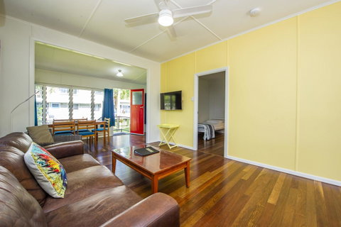 Kooyong Apartment 1 - Surfers Gold Coast 2