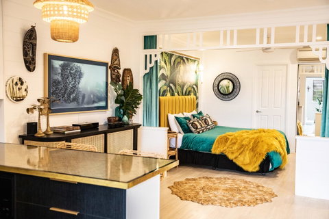 NOMAD - Luxe Apartment - Surfers Gold Coast 0