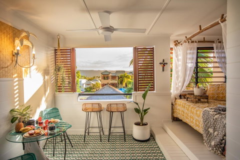 NOMAD - Luxe Apartment - Surfers Gold Coast 1
