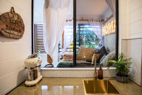 NOMAD - Luxe Apartment - Surfers Gold Coast 10