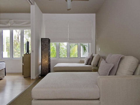 Beach Club Port Douglas Luxury Apartments - Surfers Gold Coast 11