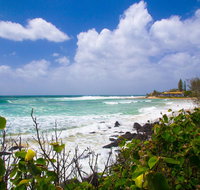 Rainbow Bay Backpackers - Surfers Gold Coast