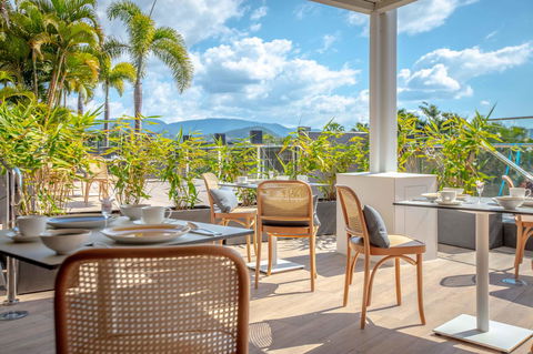 Mirage Whitsundays - Surfers Gold Coast 37
