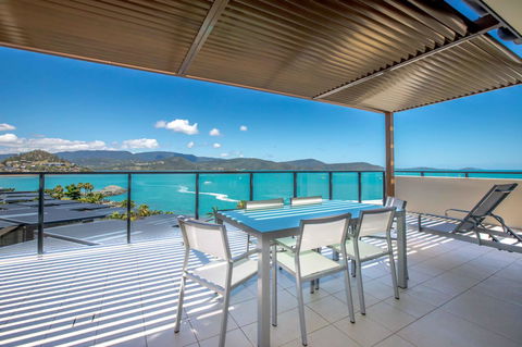 Mirage Whitsundays - Surfers Gold Coast 5