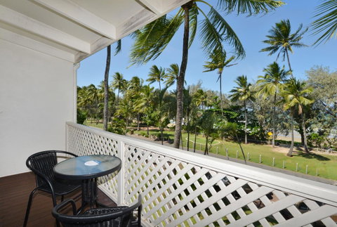 Seascape Holidays At Beachfront Terraces - Surfers Gold Coast 25