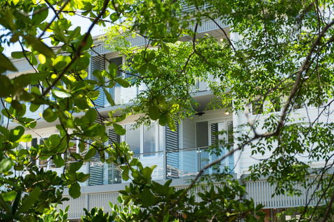 Heart Hotel And Gallery Whitsundays - Surfers Gold Coast 9