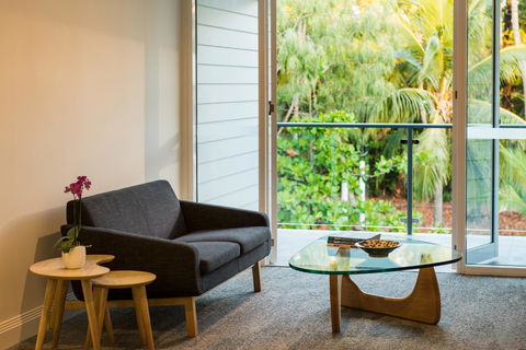 Heart Hotel And Gallery Whitsundays - Surfers Gold Coast 15