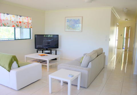 Magnetic Sunsets Resort - Surfers Gold Coast 2