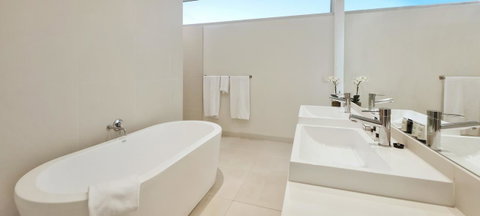 Pool Resort Port Douglas - Surfers Gold Coast 27