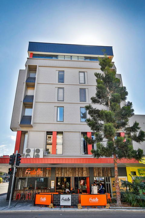 Madison Plaza Townsville - Surfers Gold Coast 21