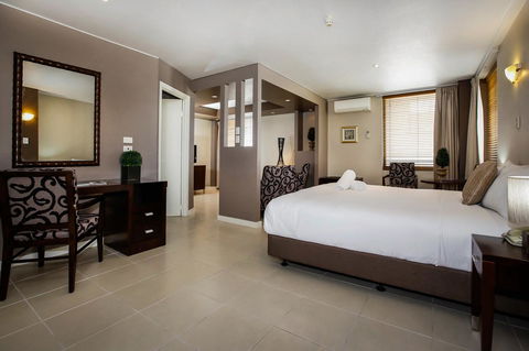 Madison Plaza Townsville - Surfers Gold Coast 1