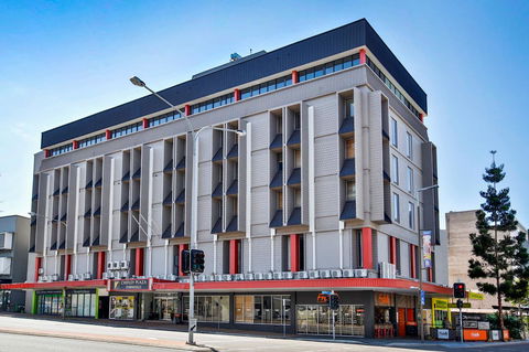 Madison Plaza Townsville - Surfers Gold Coast 0