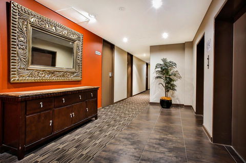 Madison Plaza Townsville - Surfers Gold Coast 9