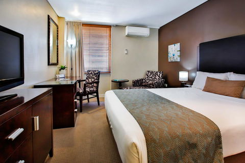 Madison Plaza Townsville - Surfers Gold Coast 2