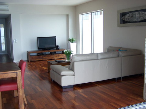 Whitsunday Reflections - Surfers Gold Coast 29