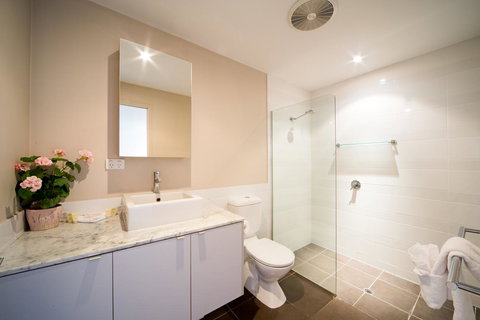 Whitsunday Reflections - Surfers Gold Coast 11