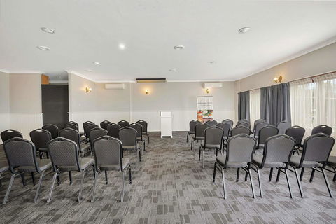 Econo Lodge Toowoomba Motel & Events Centre - Surfers Gold Coast 6