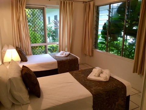 The Port Douglas Queenslander - Surfers Gold Coast 2
