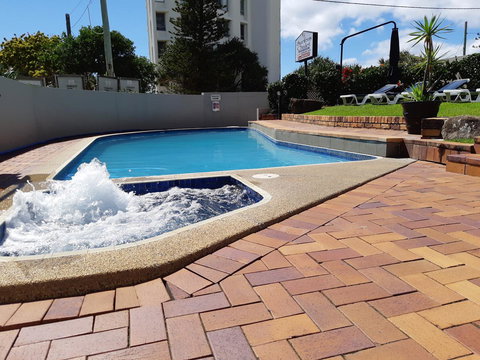 Surfers Chalet - Surfers Gold Coast 3