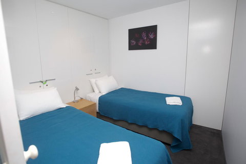 Circle Luxury Holidays - Surfers Gold Coast 7