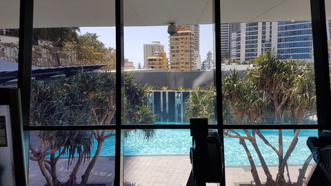 Circle Luxury Holidays - Surfers Gold Coast 33