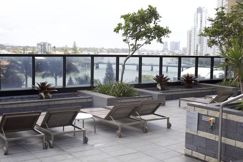 Circle Luxury Holidays - Surfers Gold Coast 19