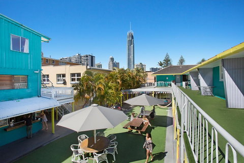 Backpackers In Paradise 18-35 Hostel - Surfers Gold Coast 28