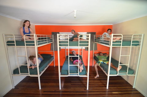 Backpackers In Paradise 18-35 Hostel - Surfers Gold Coast 21