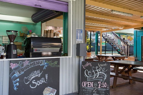 Backpackers In Paradise 18-35 Hostel - Surfers Gold Coast 23