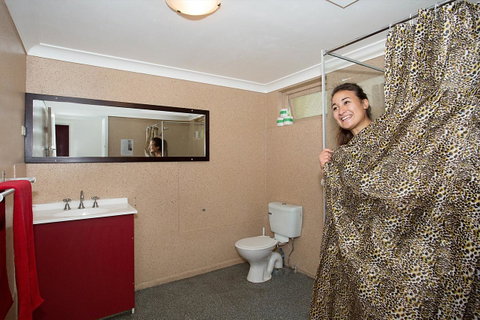 Backpackers In Paradise 18-35 Hostel - Surfers Gold Coast 7