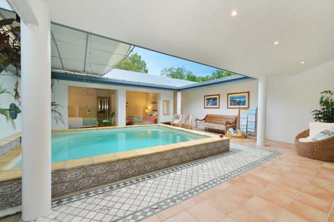 [ ANDY'S BEACH HOUSE ] - Surfers Gold Coast 21