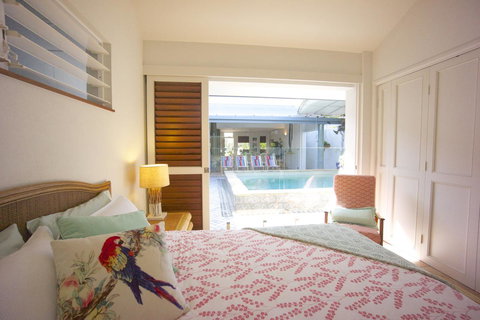 [ ANDY'S BEACH HOUSE ] - Surfers Gold Coast 19