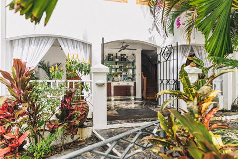 The Reef House Adults Retreat - Enjoy 28 Complimentary Inclusions - Surfers Gold Coast 14