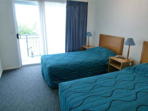 Madison Ocean Breeze Apartments - Surfers Gold Coast 30